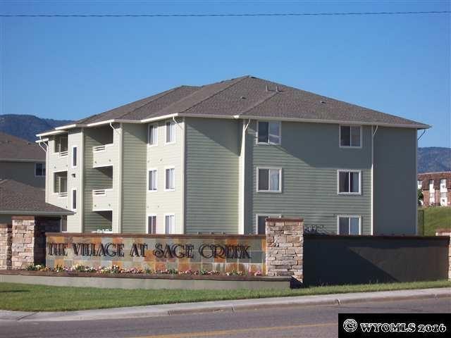 Building Photo - 2661 E 15th St Rental