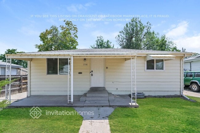 Building Photo - 2748 W Iowa Ave Rental