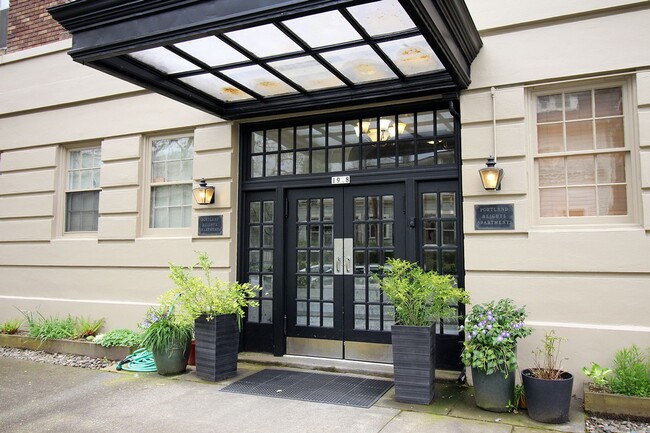 Photo - 1928 SW Laurel St Unit 7