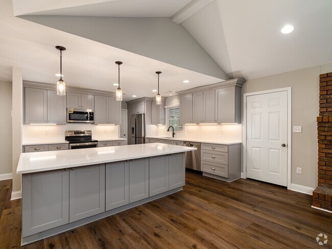 Building Photo - Wonderful Updated Ranch in West Cobb Rental