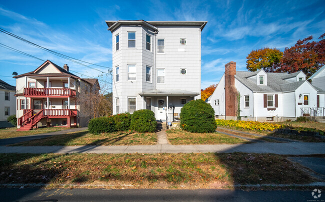 Building Photo - 398 Burritt St Rental