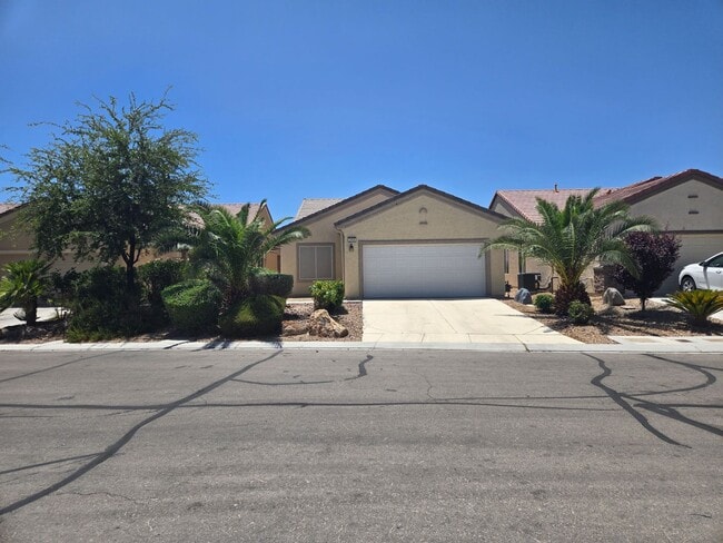 3 BED / 2 BATH SINGLE STORY HOME IN SUN CI... - 3 BED / 2 BATH SINGLE STORY HOME IN SUN CI...