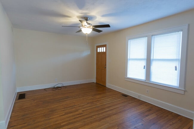 Photo - 4 BR 4 BA in Normaltown!