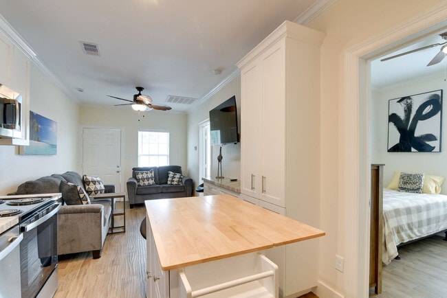 1208 26th St Unit SI ID1546007P