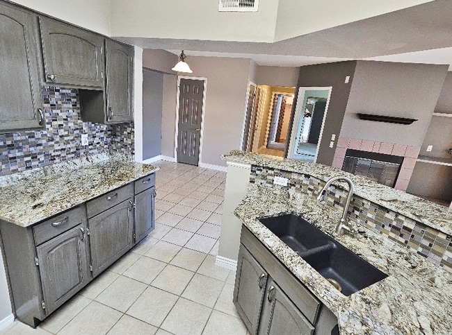 Photo - 780 Copper Ln Unit 107