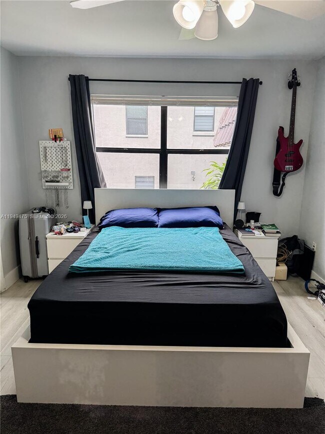 Photo - 841 NE 207th Ln Unit 3-204