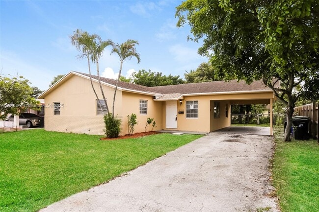 Photo - 2740 SW 7th St House