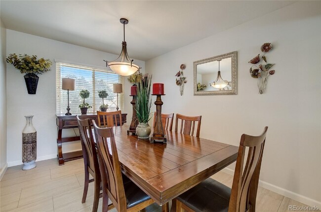 Photo - 2221 S Arbutus Ct