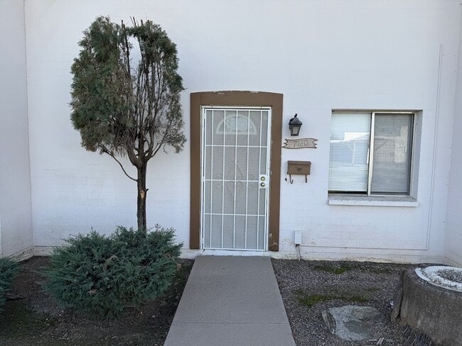 Photo - 7120 W Mariposa Dr