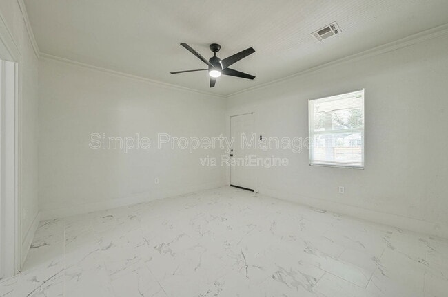 Photo - 1225 NE 17th St