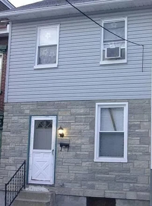 Spacious 3-Bedroom, 1.5-Bath Home - Spacious 3-Bedroom, 1.5-Bath Home