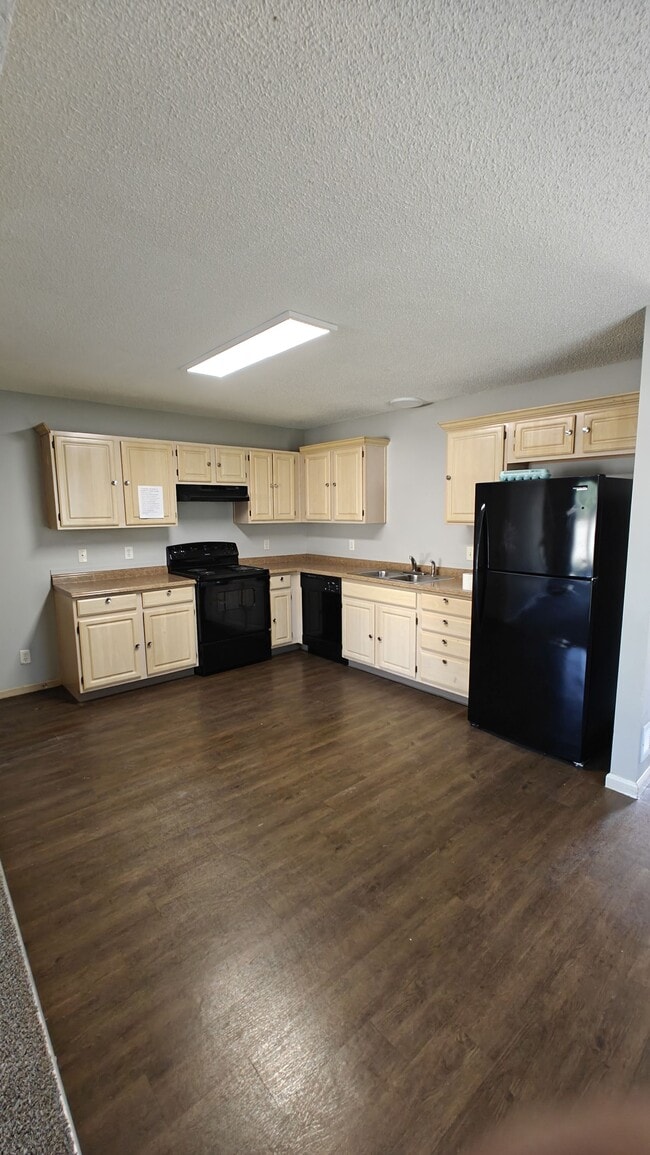 Photo - 10630 N Locust Ct