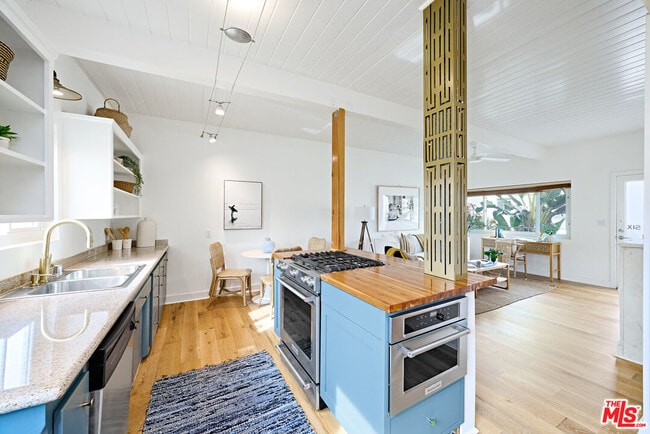 Photo - 2329 Kansas Ave Unit 6