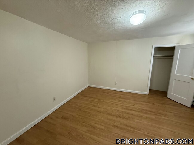 Photo - 119 Sutherland Rd Unit A