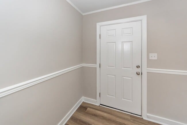 Photo - 3860 Chestnut St