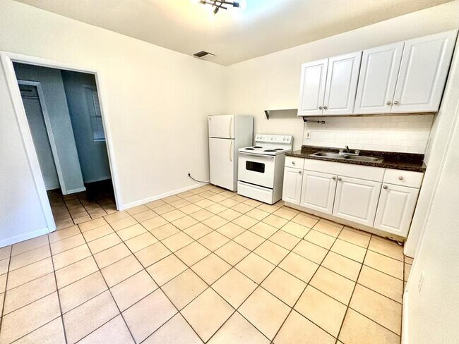 Photo - 108 E Winter Park St