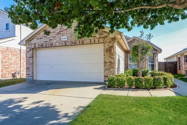 Building Photo - 6440 Regina Dr