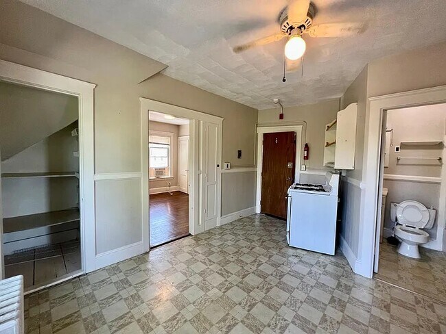 Photo - 231 Cato St Unit 5