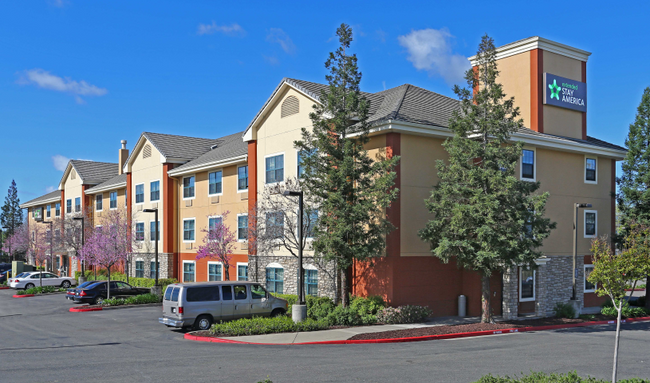 Exterior - Furnished Studio - Roseville Rental