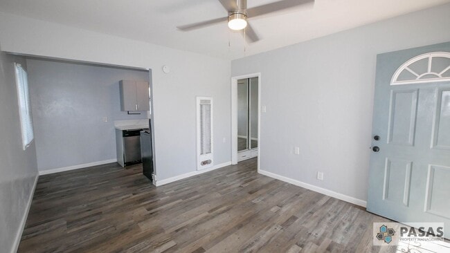 Photo - Stylish 1BR with Washer/Dryer & Gated Assi...