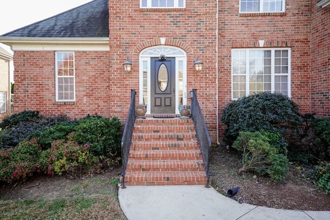 Photo - Four Bedroom Home!