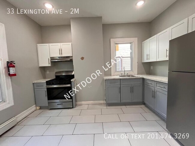 Photo - 33 Lexington Ave Unidad 2M