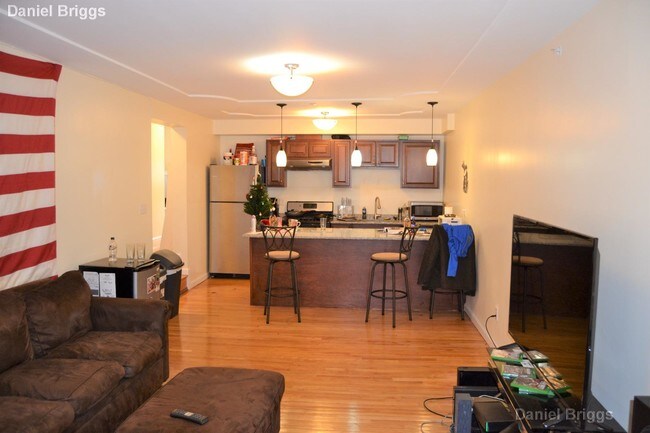 Photo - 34 Bentley St Condo Unit 3