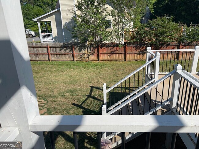 Photo - 20 Triangle Ln