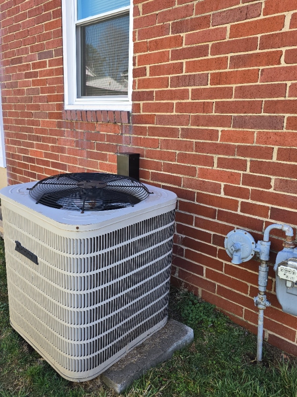 Photo - 1405 Newton St