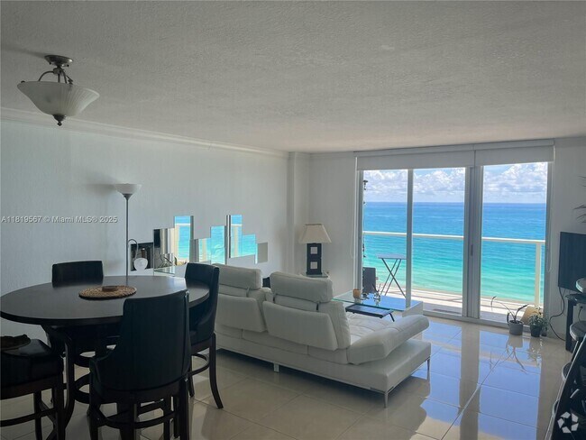 Building Photo - 5701 Collins Ave Unit 1506 Rental