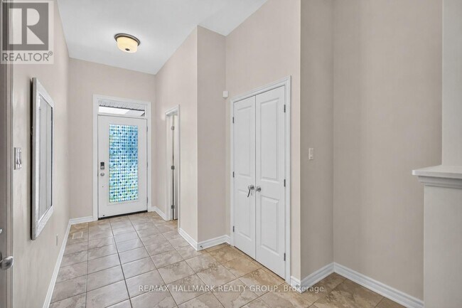 Photo - 111 Eric Maloney Way