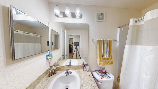 Photo - 218 Larkin Pl