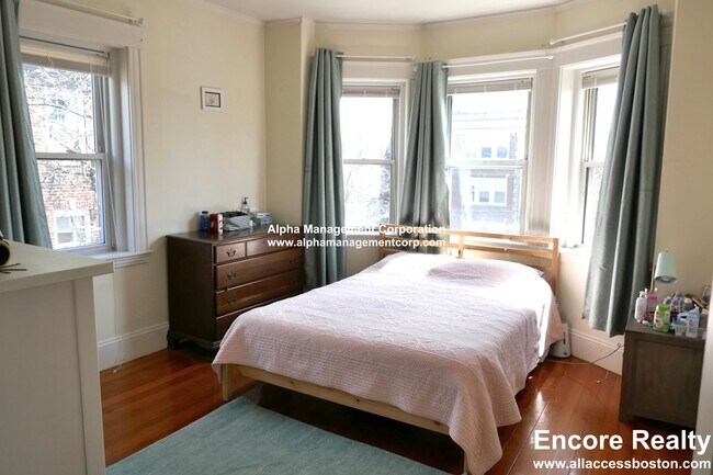 Photo - 163 Summer St Unit 31