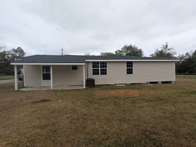 Photo - 202 Underwood Dr