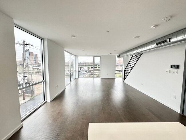 Photo - 1500 N 8th St Unit 3