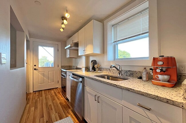 Photo - No Fee! Avl now! Renovated 3BR in downtown Beverly w/AC, laundry!