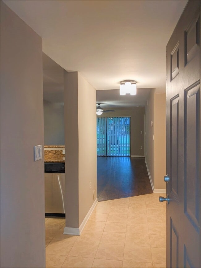 1-18 - 9959 Nob Hill Ct Unidad 9959