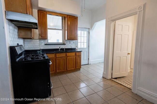 Photo - 117 Lewis St Unidad 1