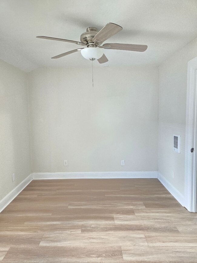 Photo - 72/74 Cushing St Unit 72