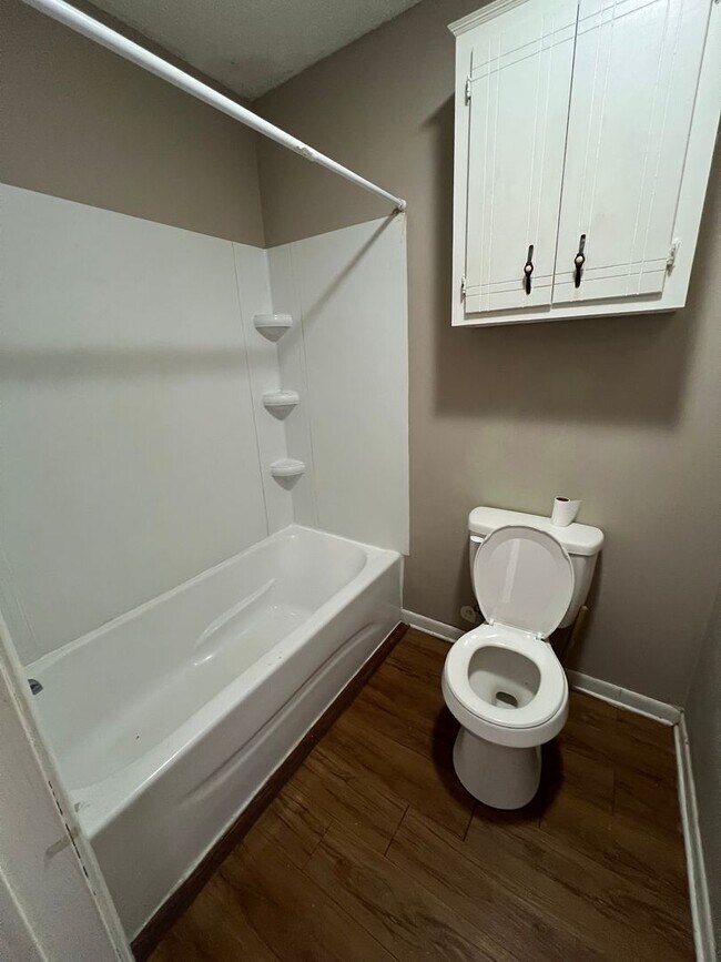 Photo - Cute Fully Furnished Efficiency Apartment Located in Sulphur