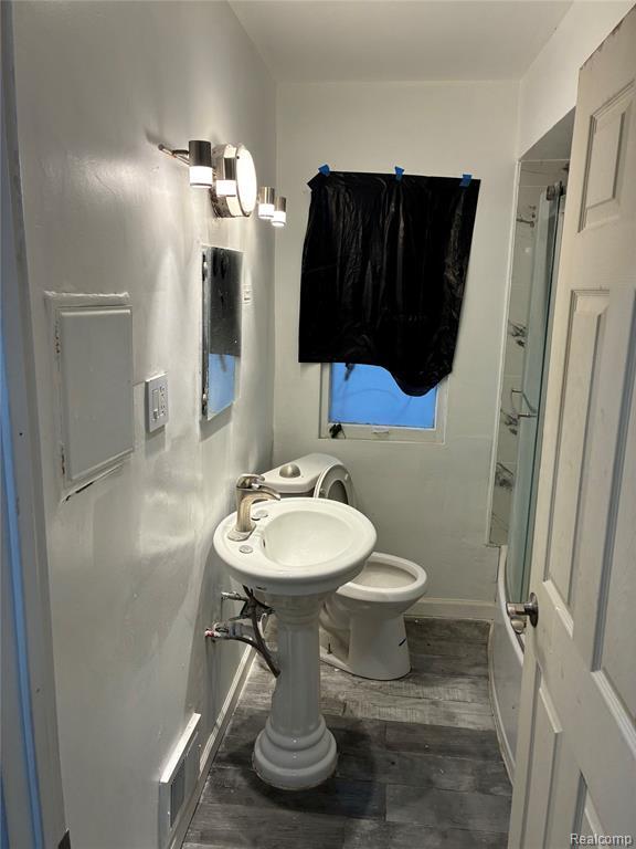 Photo - 12218 Maiden St