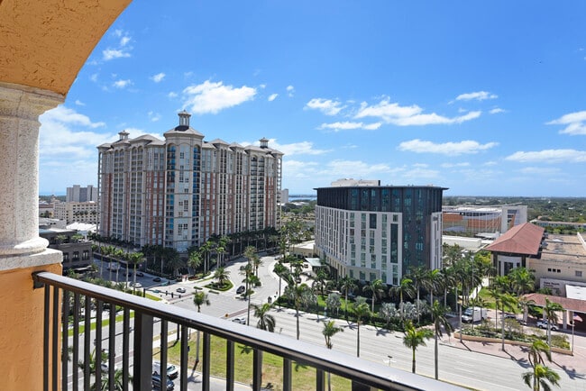Photo - 651 Okeechobee Blvd Unidad 1209