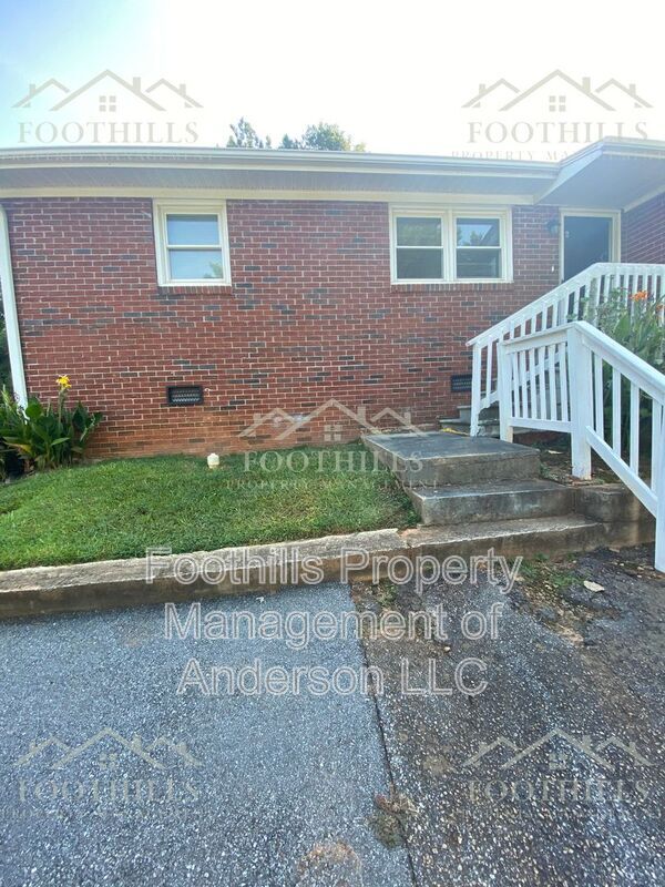 Photo - 202 Kennemore St Unit 6