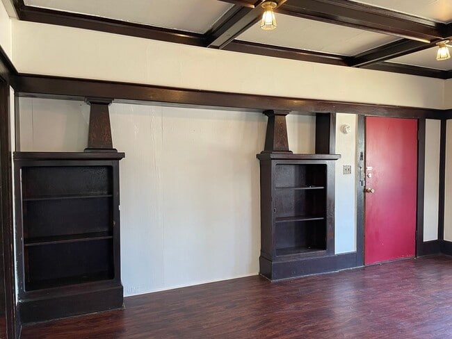 Photo - Beautiful Wood Details-Charming 1 Bedroom 1 Bath