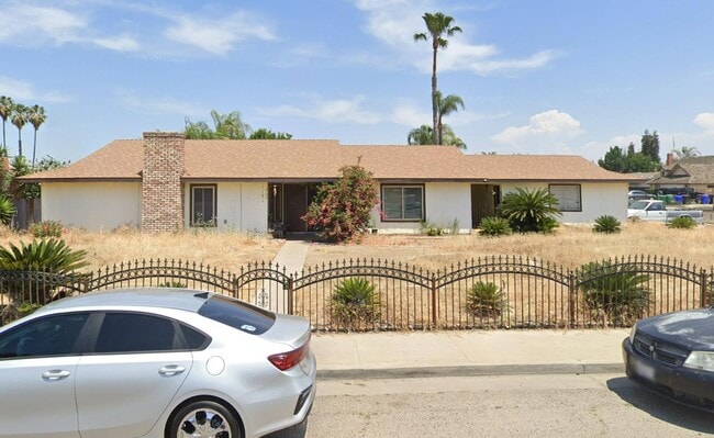 Photo - 2100 Tomah Ave Casa