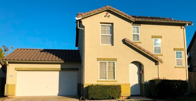4HAB, 2,5BA en Sacramento - 63 Sunreign Pl