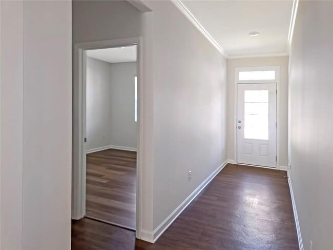 Photo - 6869 Lake Overlook Ln