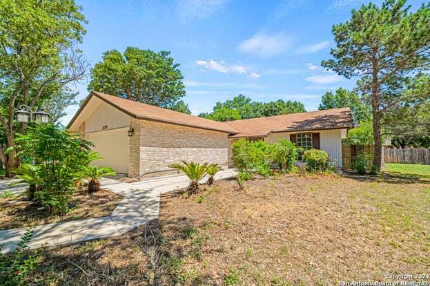 Photo - 209 Jeanette Dr