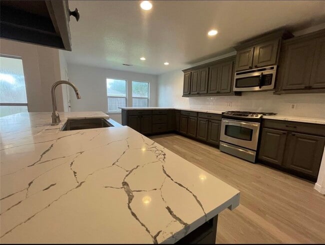 Photo - 21338 Hadrian Dr