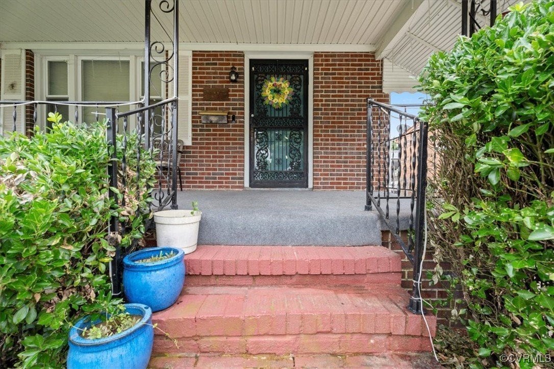 Photo - 322 St Matthew St